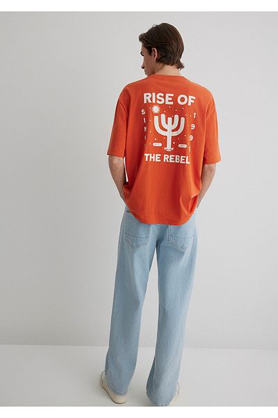 Mavi Rise of the Rebel Printed Red T-Shirt Relaxed Fit / Relaxed Cut 0612669-70435