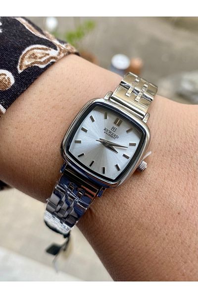 Reward Vintage Brand Stoned Women's Wristwatch - Waterproof