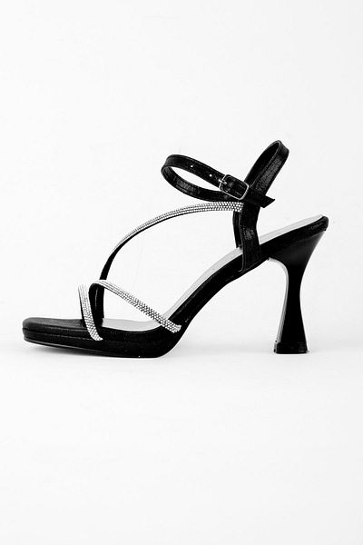 Lal Shoes & Bags Pantofi cu toc Mosera pentru damă, cu platformă cu curele încrucișate, detaliat-negru