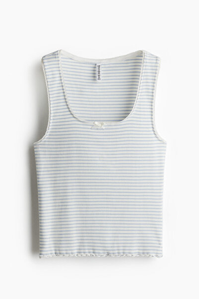 H&M Delik Desenli Kolsuz Jarse Üst