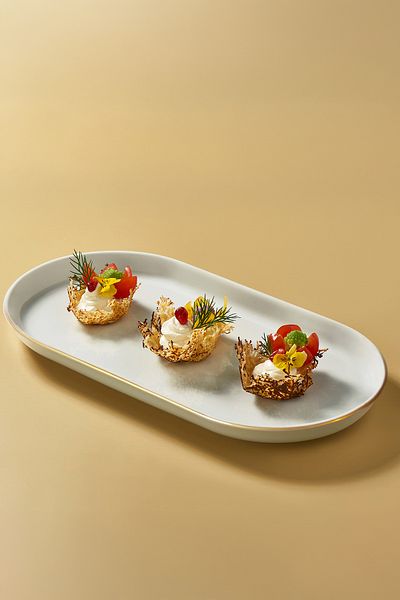 Güral Porselen Güral Porselen Bilbao Boat Plate Matte Gold Mesh 33X21 cm