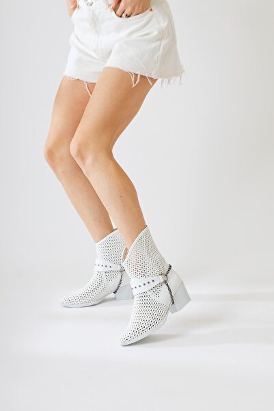 Limoya Olinda White Laser Cut Pointed Toe Chain Detailed Summer Western Women's Boots, Women's Bootie