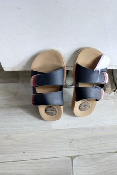 GEZER Black Two Stripes 1 Piece (There Is a Beige Red Series on the Strip) Orthopedic Slippers Quality Convenient Stylish