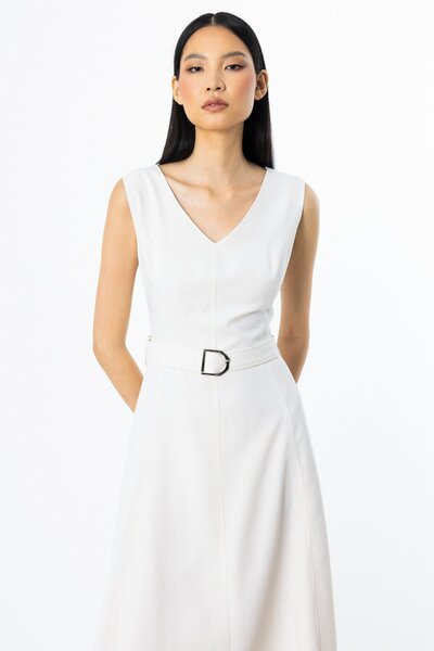 Ekol Beli Kemerli Kolsuz Elbise