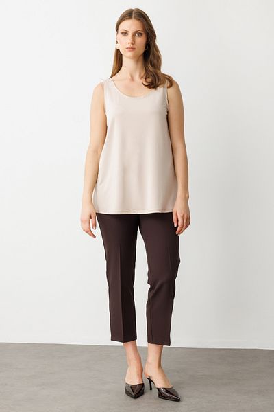 Mi Pret a Porter Mi Zero Sleeve Round Neck Tank Top