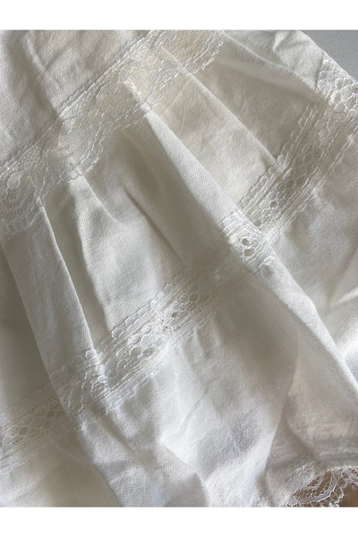 urban royce Katlı dantelli keten Ekru şort etek