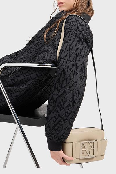 Armani Exchange Bag with Logo Adjustable Strap Bag 942699 0A874 U1092