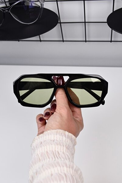 LOOKUP Sunglasses Uv400 Protection Unisex Model Women Men with Case and Cleaning Cloth Gift