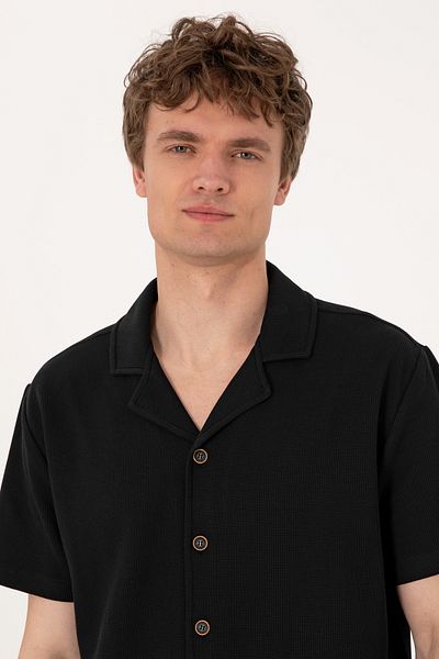 U.S. Polo Assn. Men's Black Apaş Collar Short Sleeve Knitted Shirt 50306977-Vr046