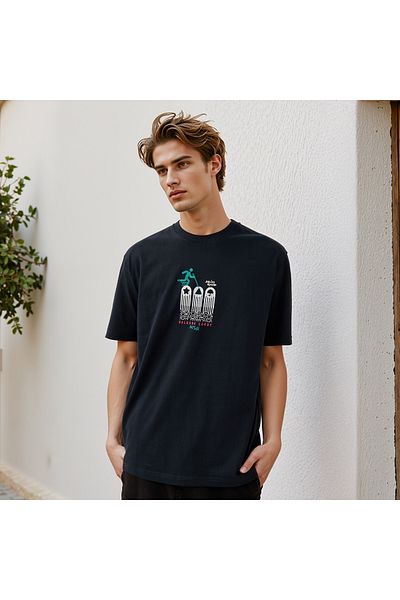 FAV Squid Game Print T-shirt with Crew Neck and Short Sleeves