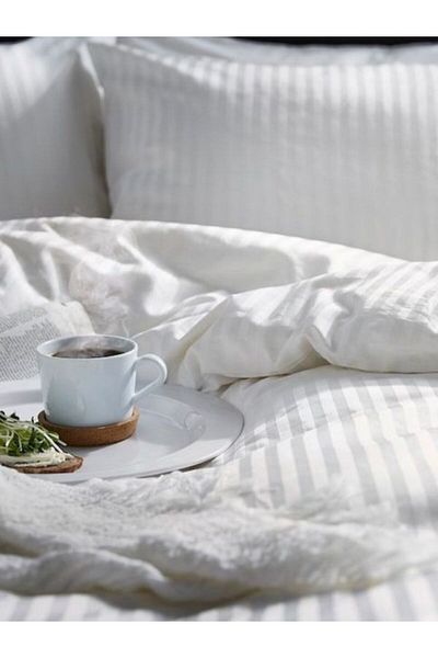 Gentelle Cotton Hotel Stripe Duvet Cover Set–4 Piece Soft & Cozy–Single Size–White–Fits 100x200 cm Mattress