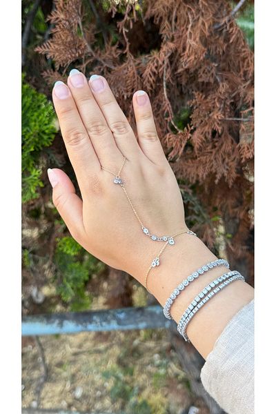 ZEYCE Double Color Hanging Detailed Tarnish-Free Shahmeran