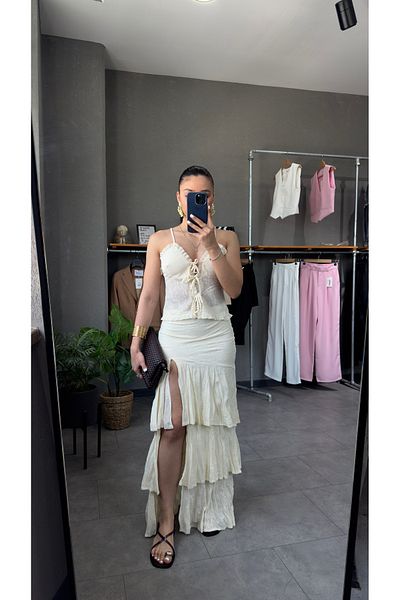 YOUR NAME Ruffled Tulle Skirt with Front Slit Detail