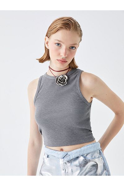 LC Waikiki New Season Women's Crew Neck Plain Crop - S4Be92Z8