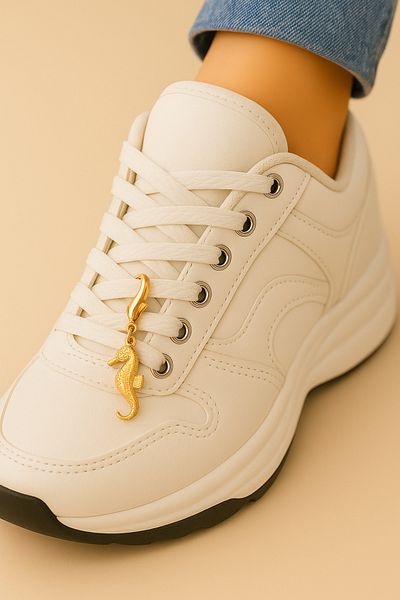 WisstoriaCollections Shoe Charm Sea Horse Model Gold-Yellow Color