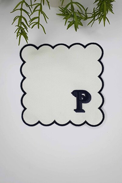 decofav مفرش كوكتيل أبيض بحافة مطرزة باللون الأسود مع حرف P مينيمال مونوغرام 1 قطعة