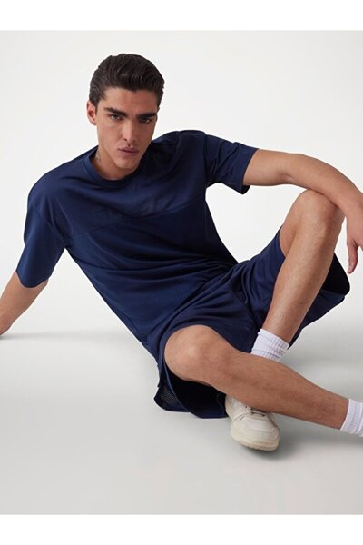 Guess Slug Erkek Aktif Oversize Fit T-Shirt