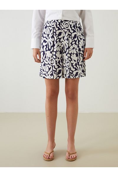 LC Waikiki Floral Women's Shorts with Elastic Waist