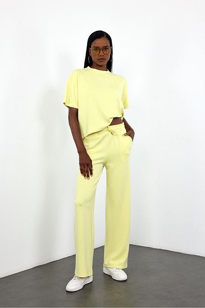 5in1Canpolat Yellow Basic Tshirt Tracksuit Set 251028