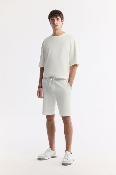 Avva Men's White Elastic Waist Lace up Side Pocket Jacquard Knitted Shorts A51Y3613