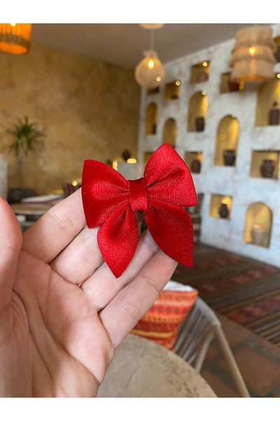 Little Sparkle Co. Red Velvet Clip Bow Buckle (1 Piece)