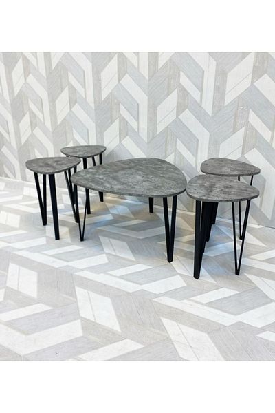 DEC13 Modern serving table set with a luxurious touch