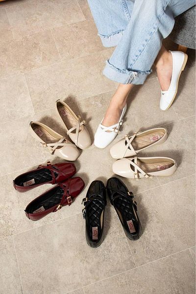 Sezka Life Buckle Daily Ballerina Leather Women's Thin Strap Ballerinas