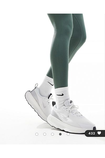 Nike Promina Premium „Summit White Metallic Silver“