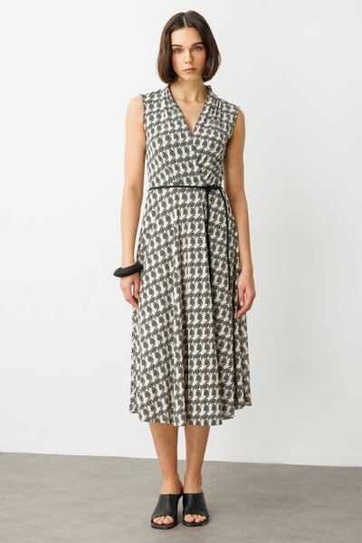 Ekol Beli Bağcıklı Desenli Elbise
