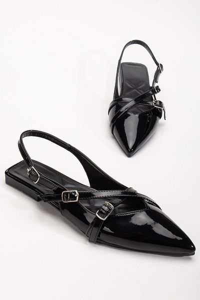 Dilimler Ayakkabı Badın Babet Black Patent Leather Cross Strap Open Back Pointed
