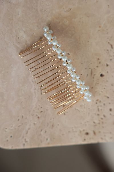 İstoria Bridal Pearl Gold Comb Buckle, Engagement-Marriage Hair Accessory (8cm)
