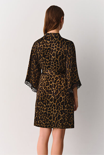 SUWEN Lioness Dressing Gown