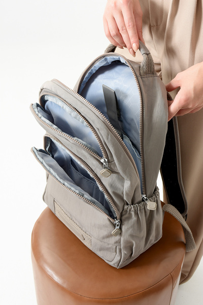 Just Polo Unisex Waterproof Imported Crinkle Fabric School Business and Travel Backpack with Laptop Compartment