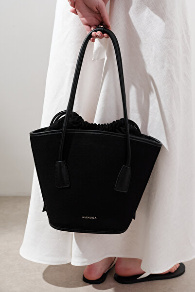 Manuka Canvas Bucket Bag Black
