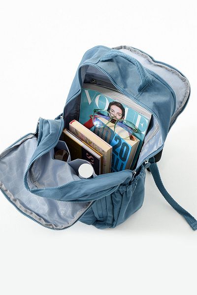 Just Polo Unisex Waterproof Imported Crinkle Fabric School Business and Travel Backpack with Laptop Compartment