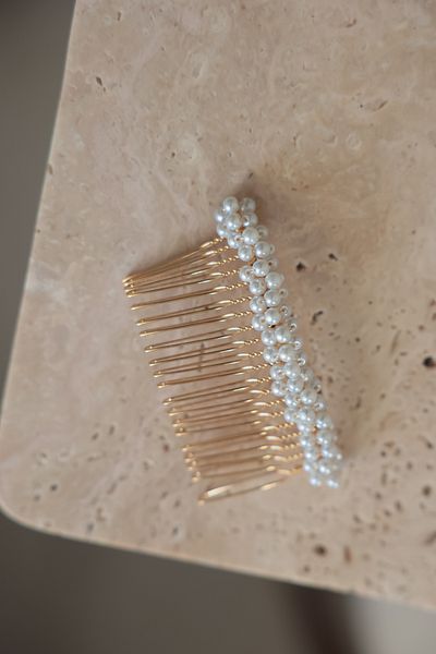 İstoria Bridal Pearl Gold Comb Buckle, Engagement-Marriage Hair Accessory (8cm)