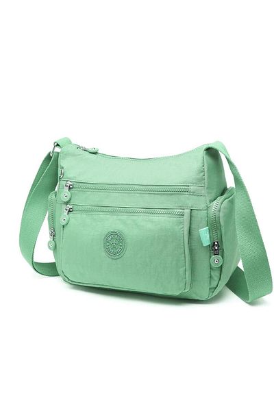SMART BAGS Светлозелена дамска чанта за рамо с нагънати крака - SMB1115