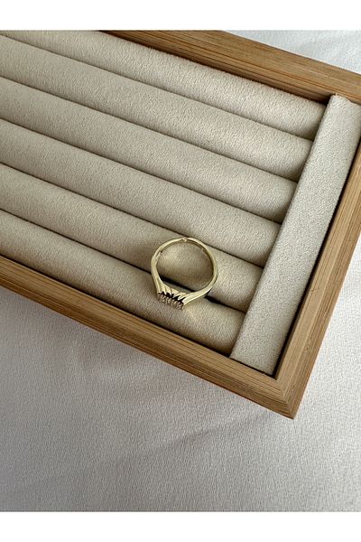 ringbox Gold Stone Square Ring