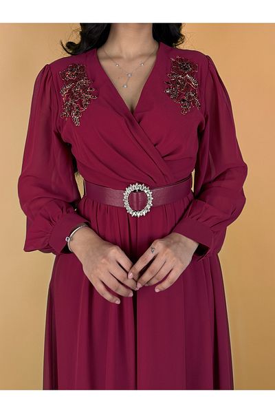 toog Dress with an overlapping collar and embroidered shoulders