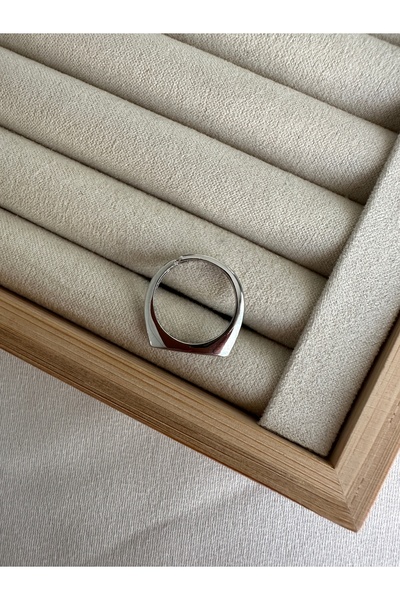 ringbox Gümüş Renk Kuzey Yıldızı Taşlı İnce Serçe Parmak Yüzüğü