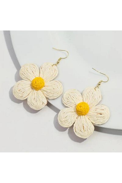 Yıldız Accessory White Daisy Flower Summer Stylish Straw Earrings