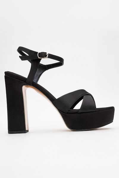 Ataköy Ayakkabı Women's Cross Strap Platform Heeled Shoes