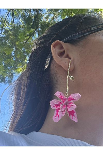 bijuxbymrv Dangle Flower Earrings
