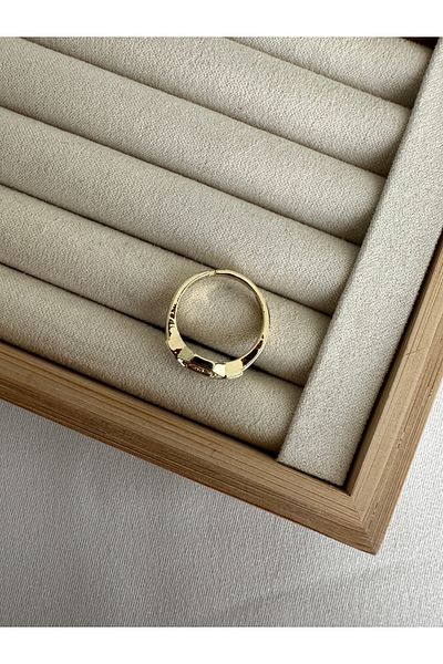 ringbox Quadrilateral White Enamel Ring