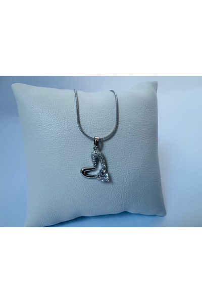 Judas Takı Zircon Stone Hollow Steel Heart Necklace