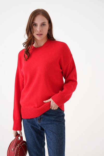 QUELISSE Women's Red Soft Textured Wide Fit Knitwear Sweater Q00Ko1