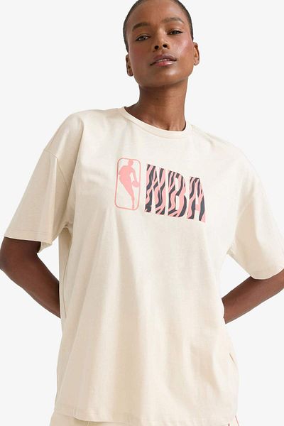 DeFacto Fit Nba Wordmark Oversize Φαρδύ μπλουζάκι με κοντό μανίκι E3845ax25sm