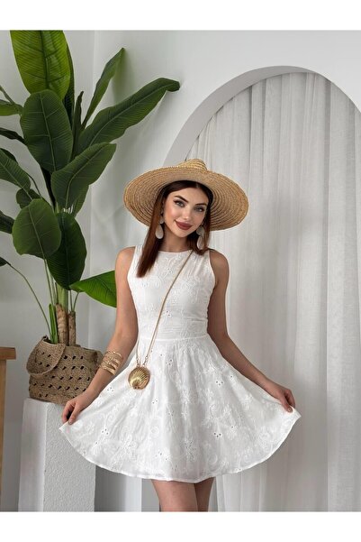 A&O Style Γυναικείο φόρεμα με λεπτομέρεια τσέπης White Vess