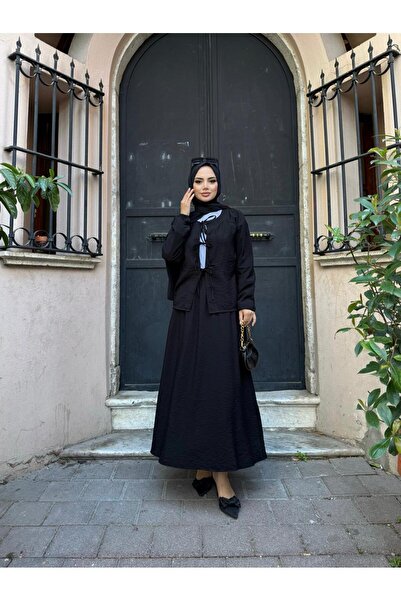 Moda Krash Lace Detail Krash Skirt Suit