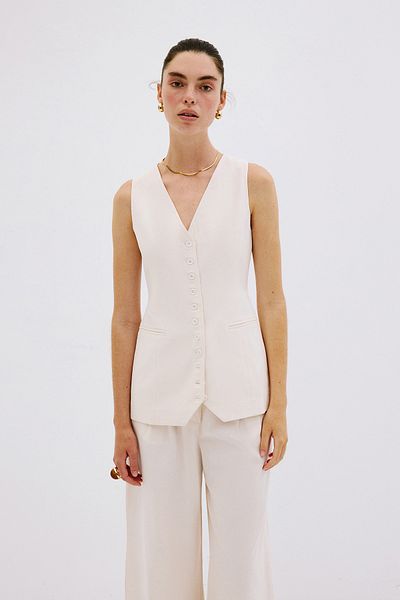 VATKALI V-Neck Body-Fitting Vest